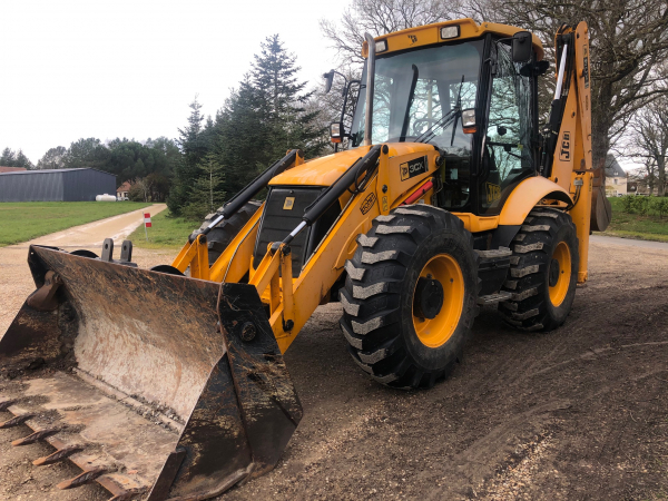 Vente de JCB 3CX tractopelle de Italie - ID: 6990995